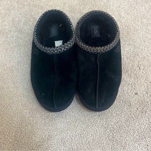 Size 12 Black UGG slippers